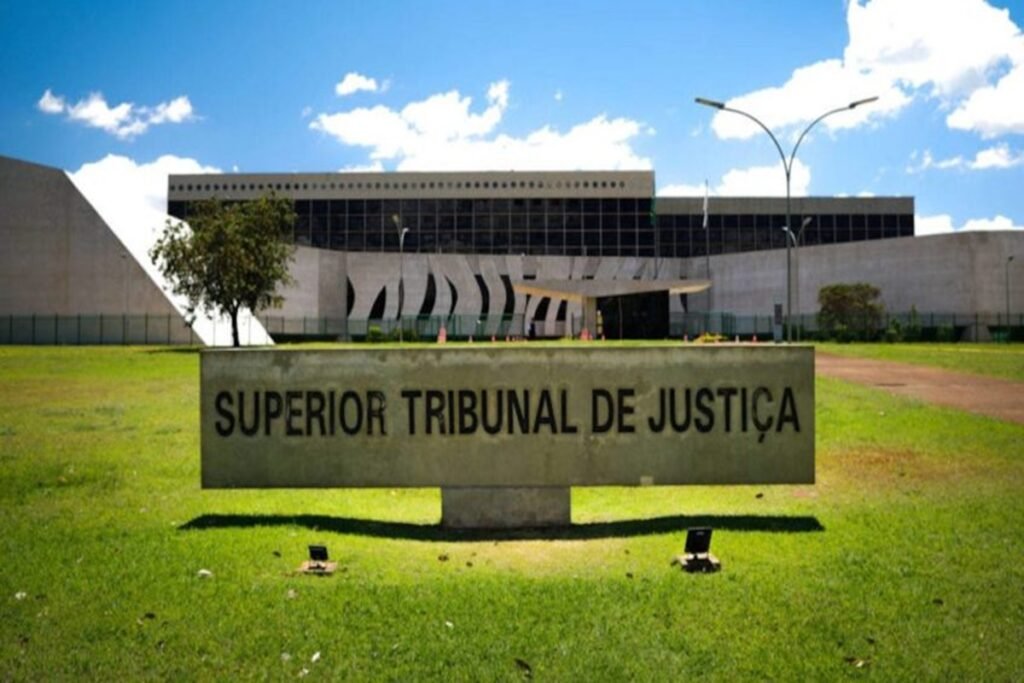 STJ decide que uso de estrutura pública para alimentar redes sociais pessoais pode indicar improbidade administrativa